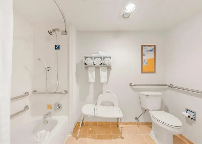Hotel Comfort - Near Hood Killeen