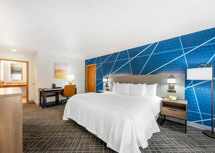 Comfort - Near Hood Hotel Killeen